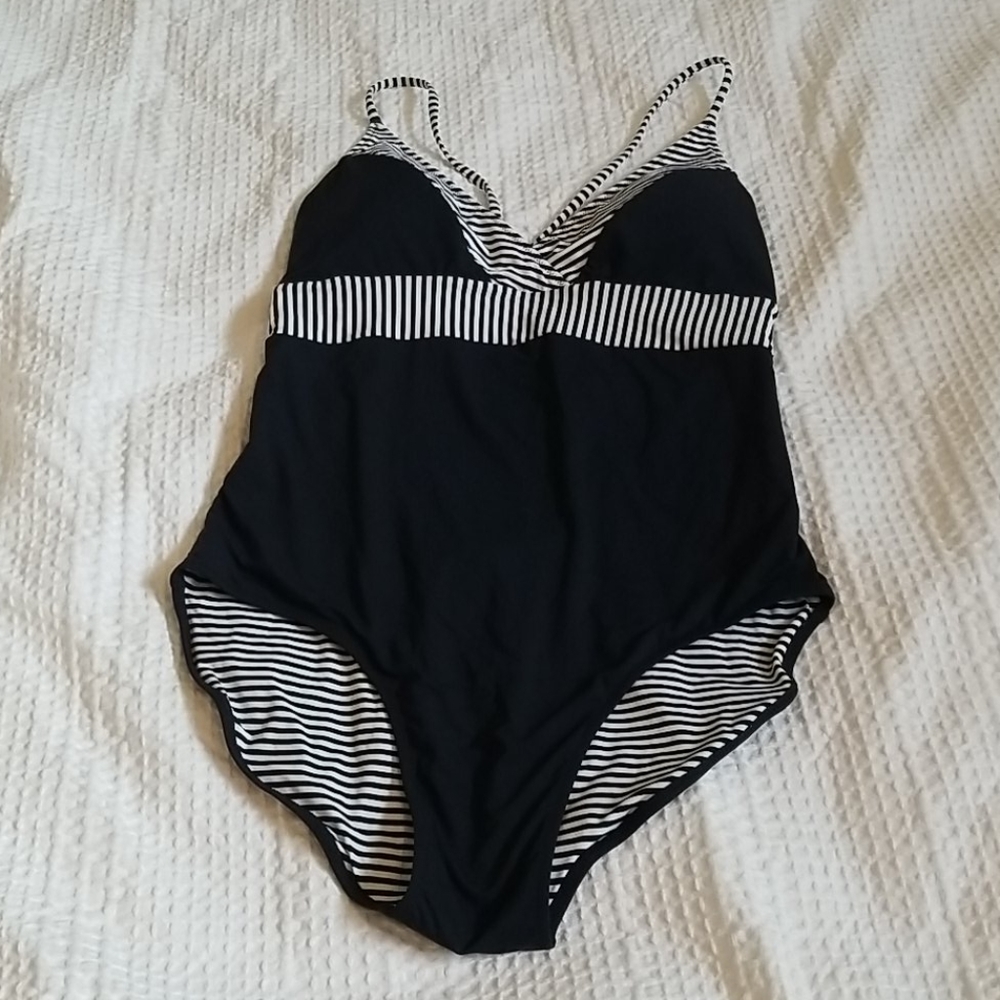 VINEYARD VINES SWIMSUIT